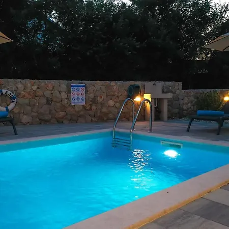 Kaoru Brand New With A Heated Swimming Pool Malinska