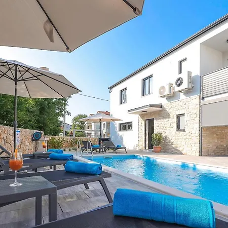 Kaoru Brand New With A Heated Swimming Pool Malinska