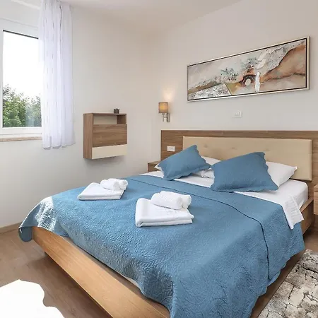 Kaoru Brand New With A Heated Swimming Pool * Malinska