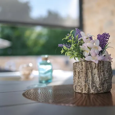 Villa Kaoru Brand New With A Heated Swimming Pool *