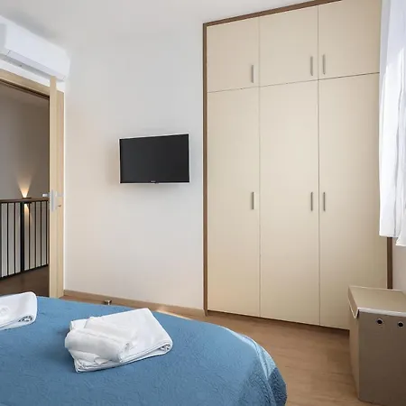 Kaoru Brand New With A Heated Swimming Pool Villa Malinska
