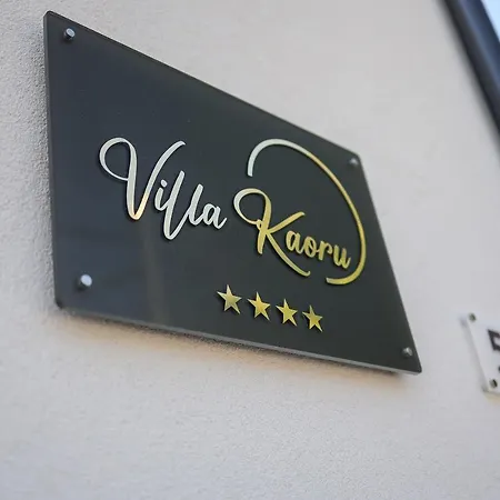 Vila Kaoru Brand New With A Heated Swimming Pool *