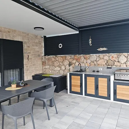 Kaoru Brand New With A Heated Swimming Pool Malinska