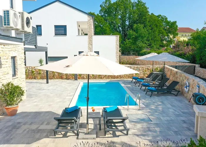 Kaoru Brand New With A Heated Swimming Pool ヴィラ *
