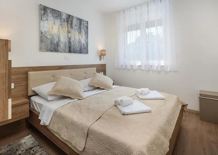 Kaoru Brand New With A Heated Swimming Pool * Malinska