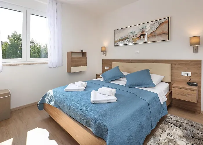 Kaoru Brand New With A Heated Swimming Pool * Malinska