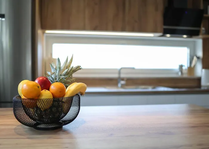 Villa Kaoru Brand New With A Heated Swimming Pool